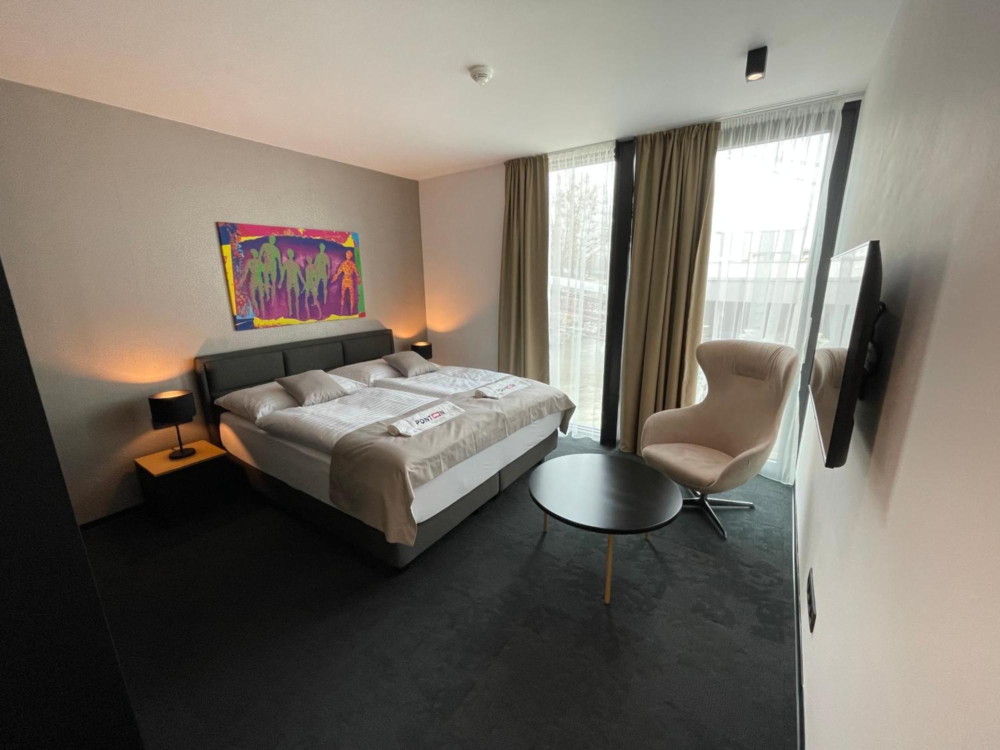 Ponton Rooms Братислава Екстериор снимка